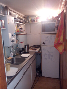 Maak je geen zorgen, ik maak de keuken zo schoon... het is weer weekend geweest.